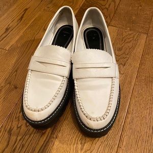 Berksha White and Black Leather Loafer/Creeper Size W9 (US)